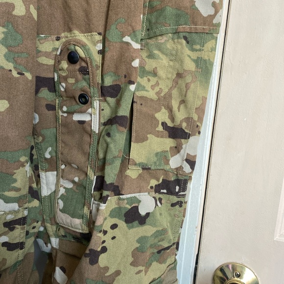 Camouflage Cargo Pants - Picture 5 of 7